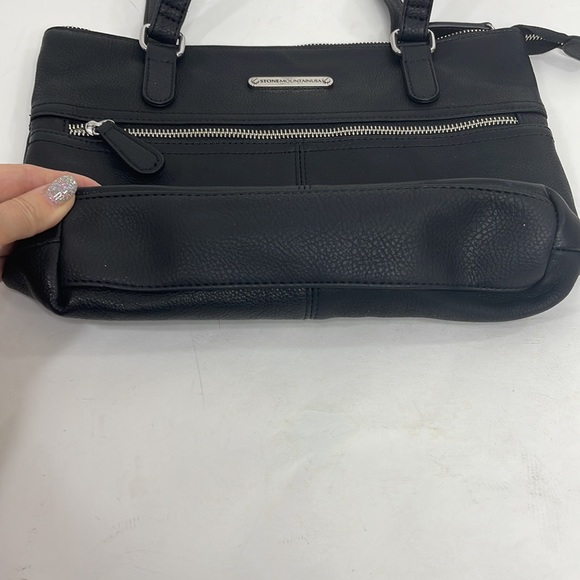 Stone Mountain USA Black Shoulder Handbag Silver Hardware Exterior Zip Pocket - Picture 15 of 17